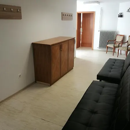 Pocitniska Hisa Ostrnica
