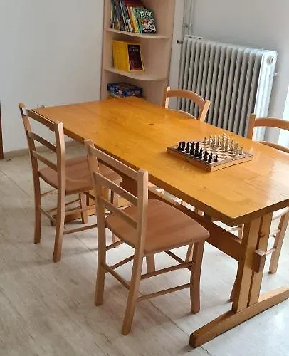 Pocitniska Hisa Ostrnica بيت للعطل *